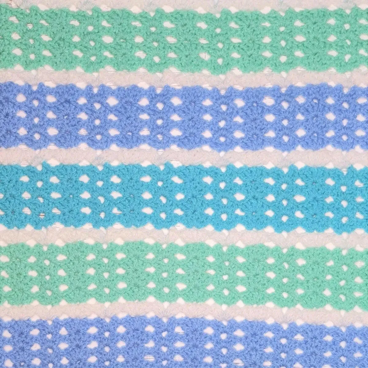 Dirty Granny Easy Crochet Baby Blanket – Cozy Pattern for Beginners