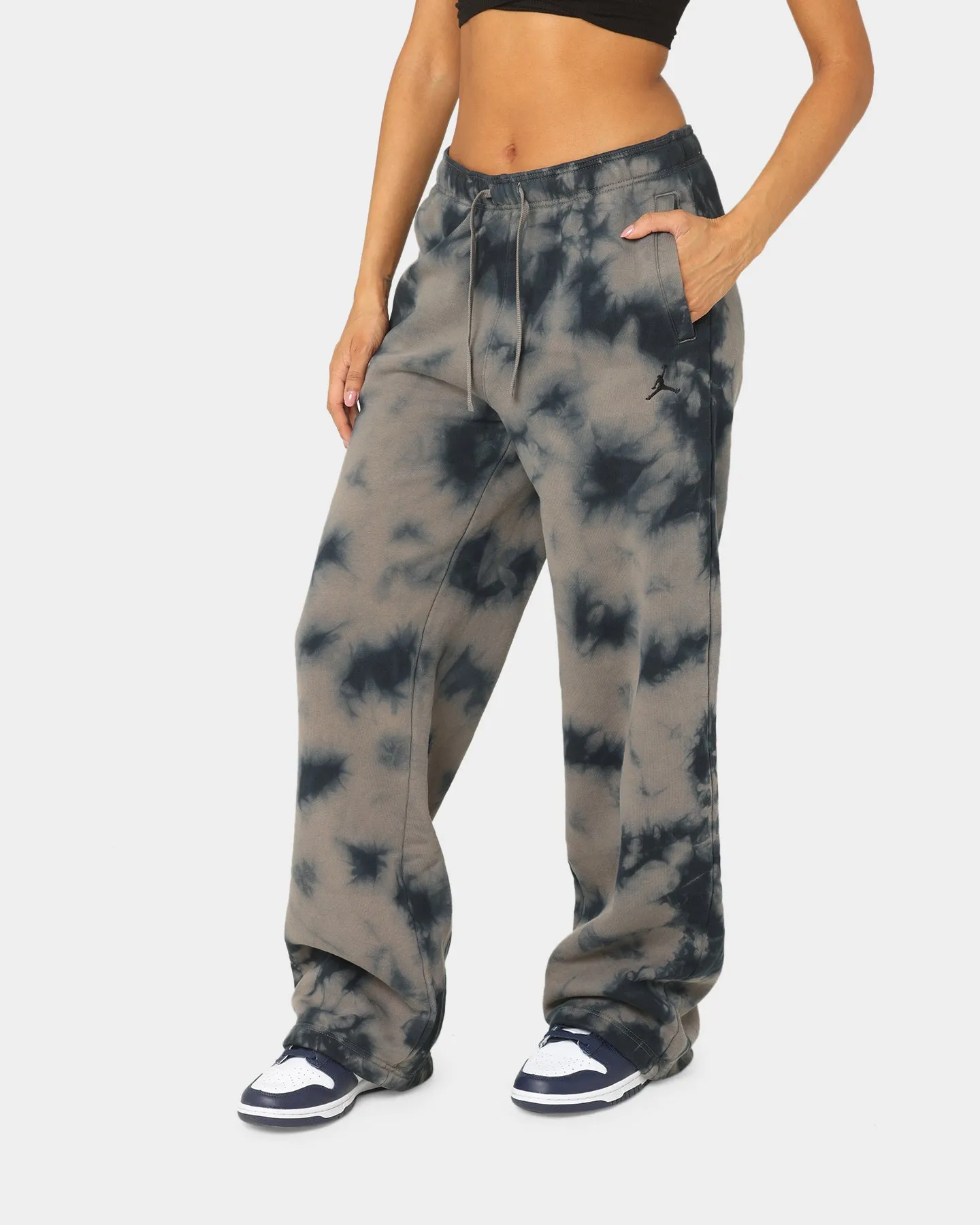 Jordan Women's Heritage Fleece Printed Pants Olive Grey/Black