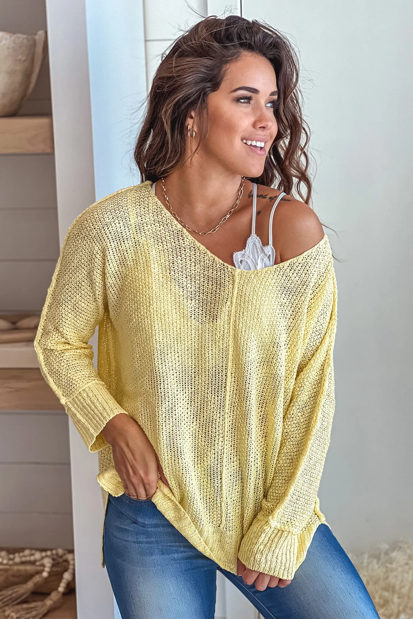 Mellon V-Neck Knit Top With Long Sleeves