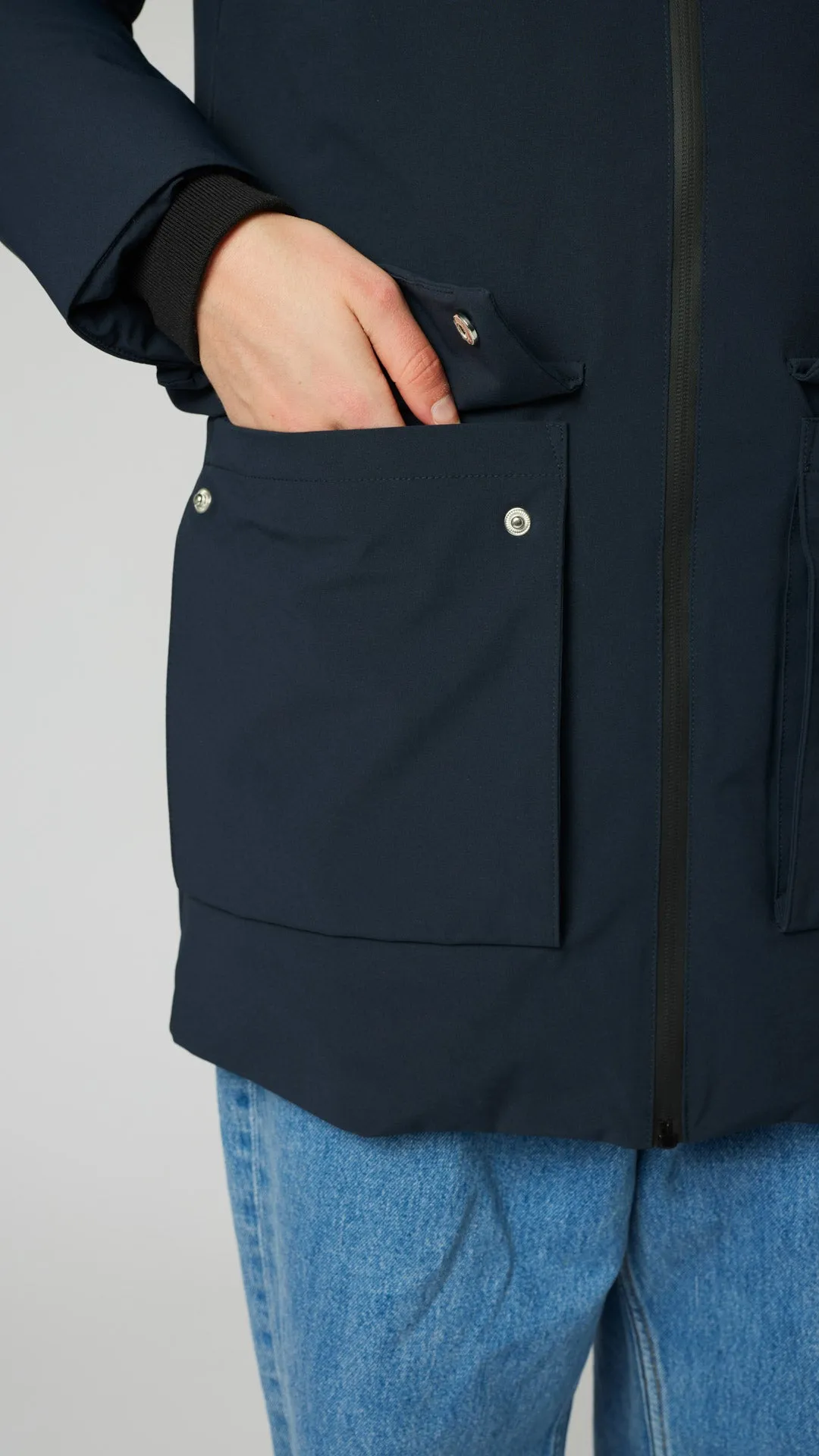 NAVY ABYSS PARKA