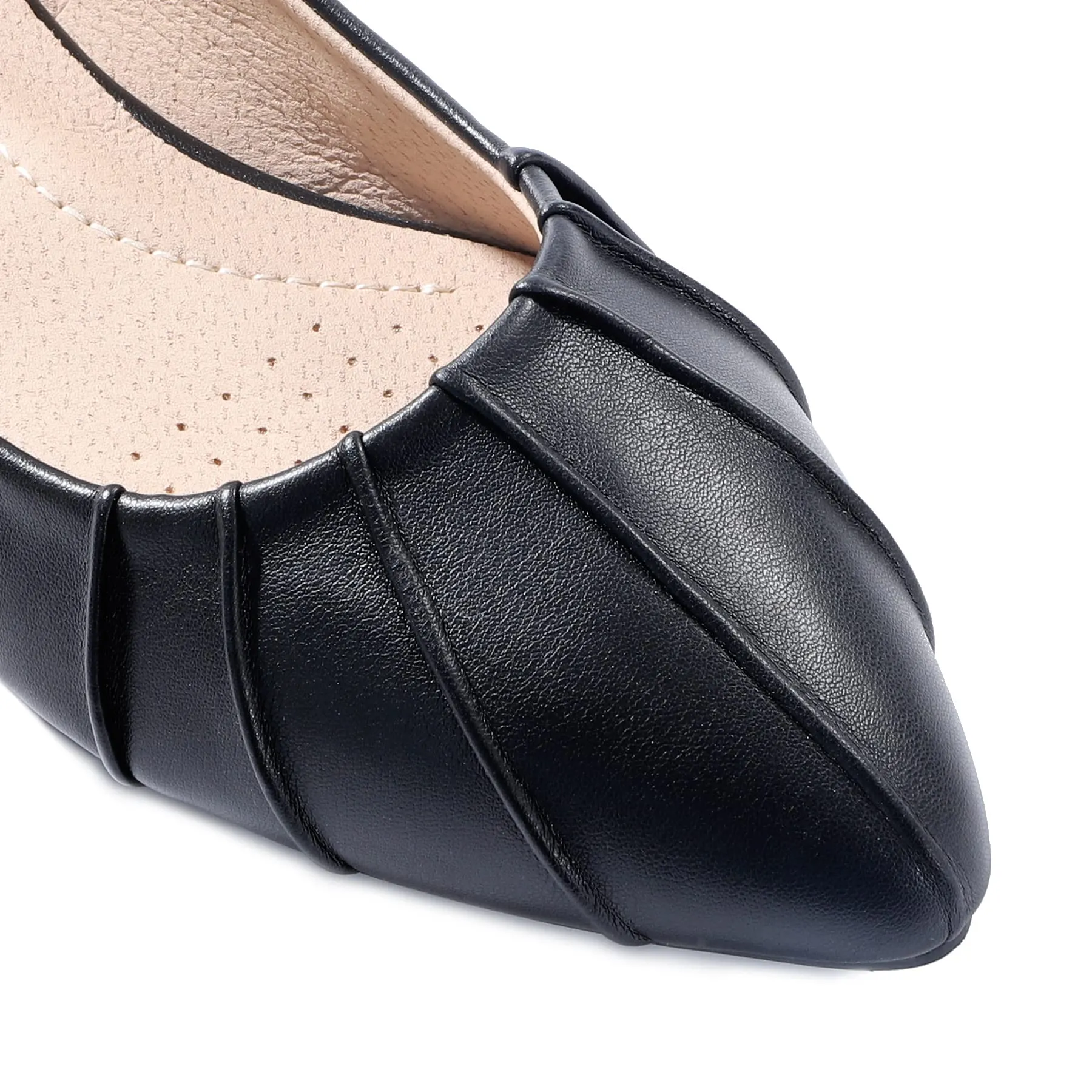 Pleated Pointed Toe Ballet Flat