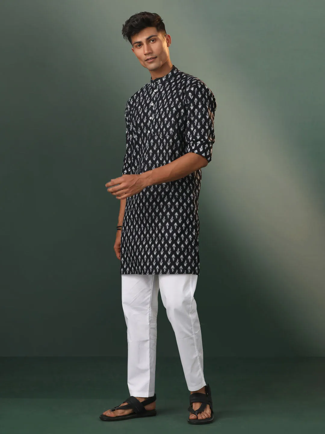 VASTRAMAY Men's Black Cotton Kurta Set